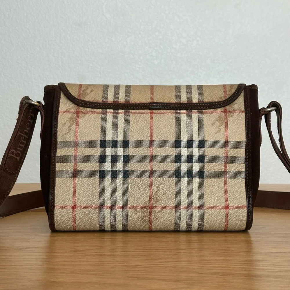 Burberrys Vintage Check Crossbody Bag - Picture 2 of 16